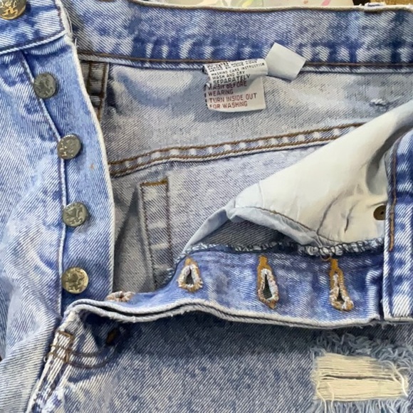Vtg Attrak Distressed Cut-Off Button- Fly Jean Shorts 28 - Picture 6 of 6